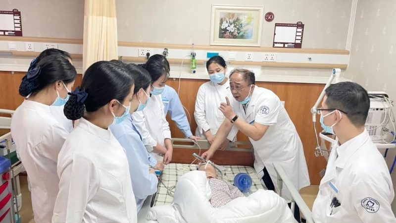 成都助浴服务设备定制：如何选择更合适的解决方案**